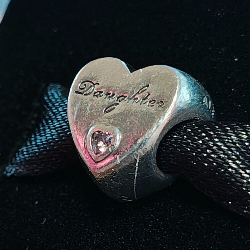 Authentic Sterling Silver Pandora Daughter Love Family Heart Charm - 791726PCZ - Picture 5 of 8